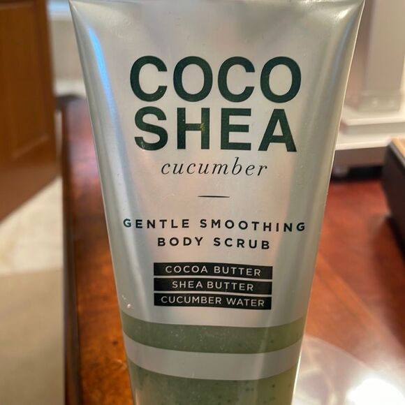 NWT Bath and Body Works Coco Shea cucumber gentle smoothing body scrub. - Picture 1 of 9
